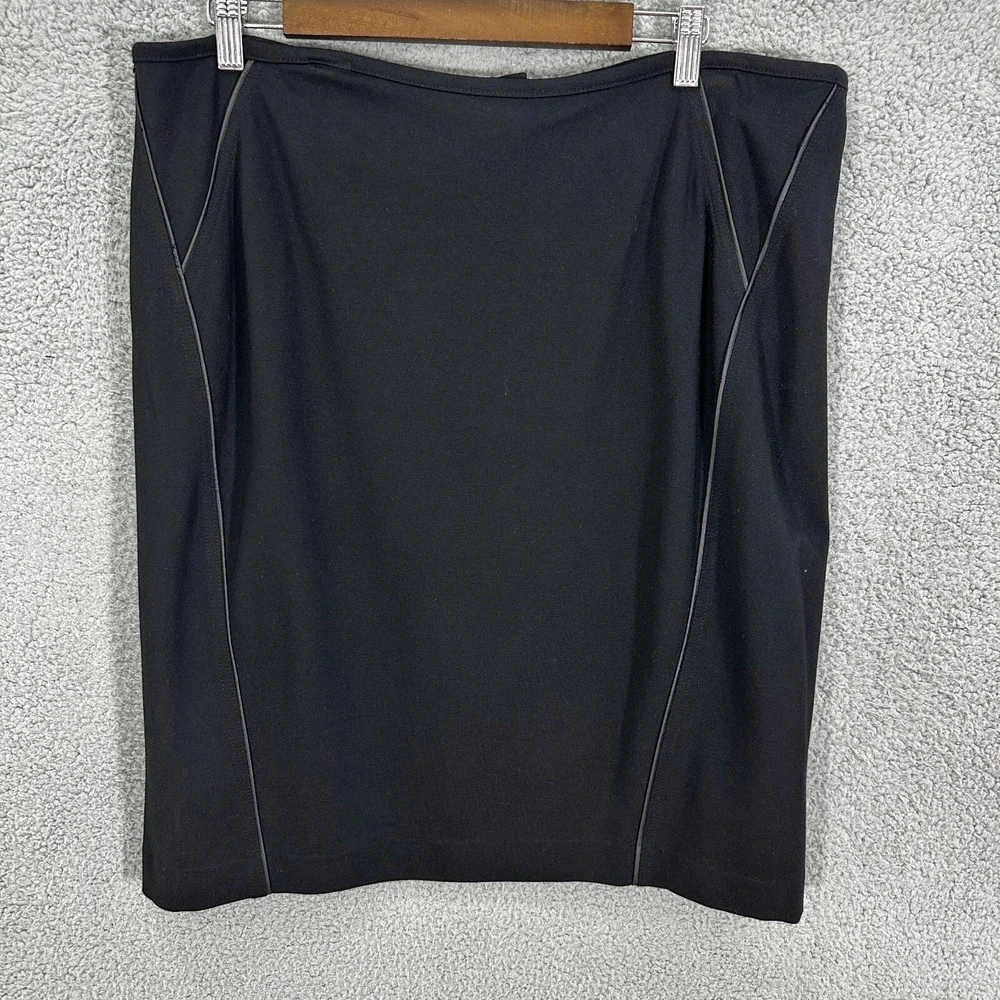 Chico's So Slimming Skirt 3 Black Pencil Midi Office Siren Career Chic Minimal‎